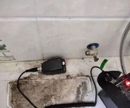 哈尔滨屋顶漏水维修公司分享下卫生间漏水的危害及解决方法